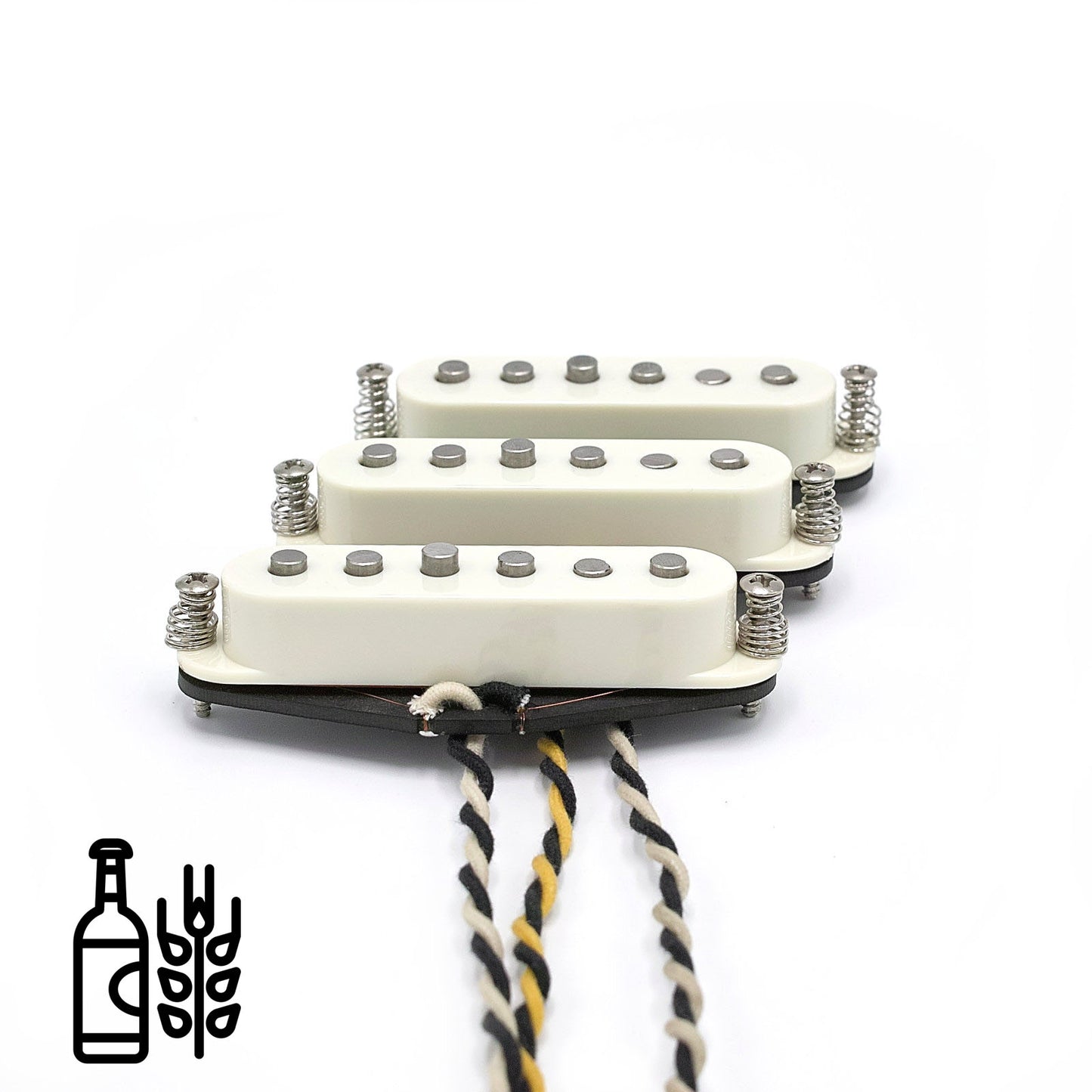 Three pickups for S-style guitars with vintage staggered poles and parchment covers